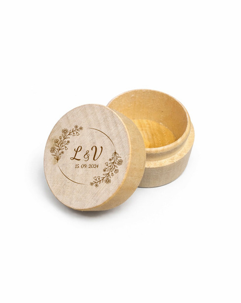 Dřevěná kulatá krabička 4x2,7 cm na svatební prstýnky kruh