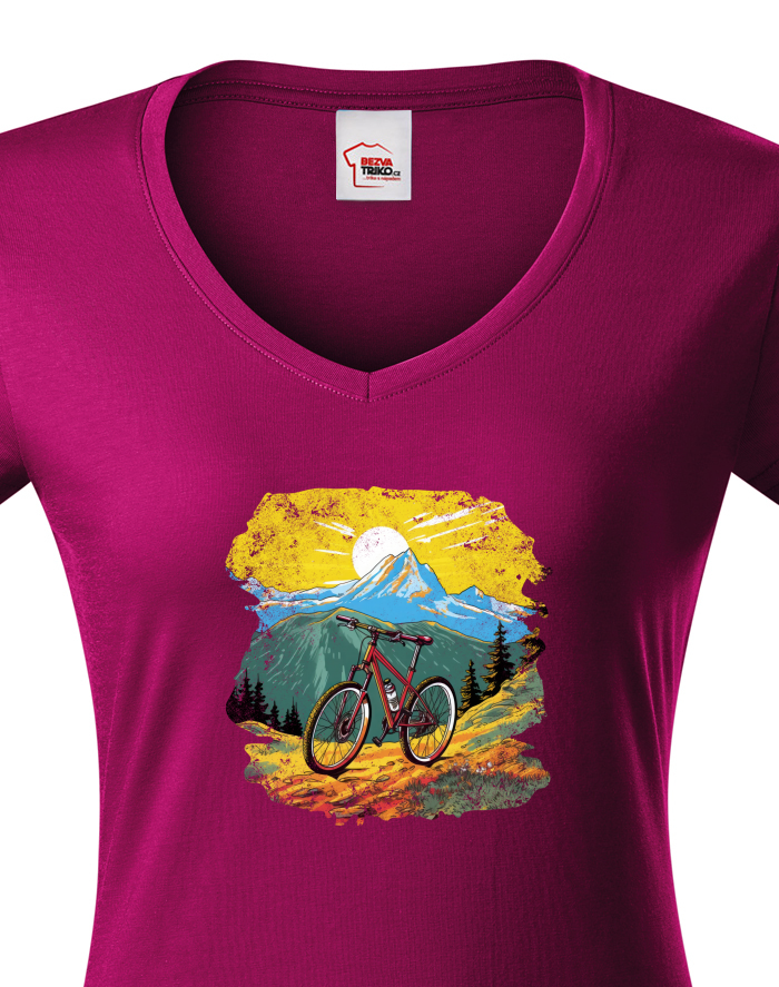 Dámské tričko s výstřihem do V – MTB hory