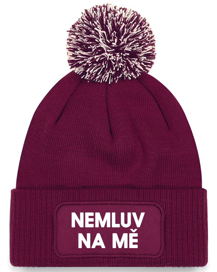 Pletená čepice s bambulí Nemluv na mě