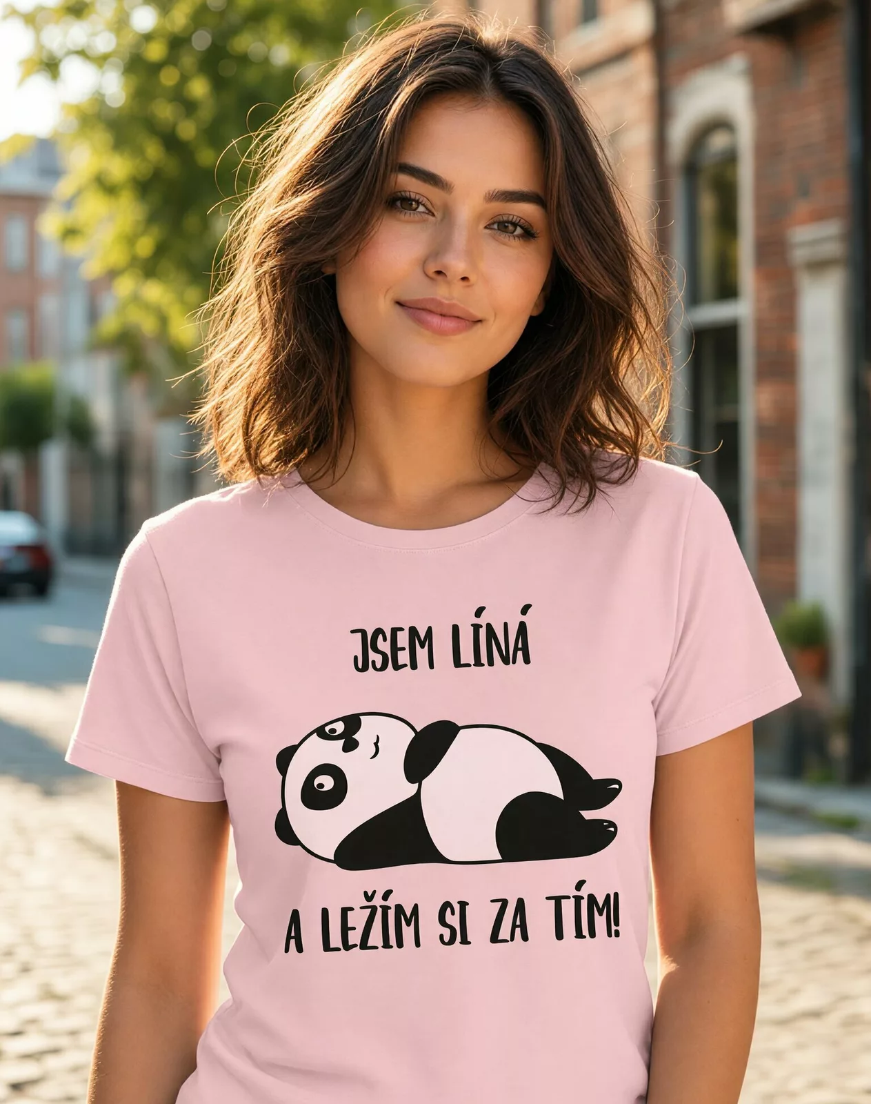 Dámské tričko s pandou: Jsem líná a ležím si za tím!